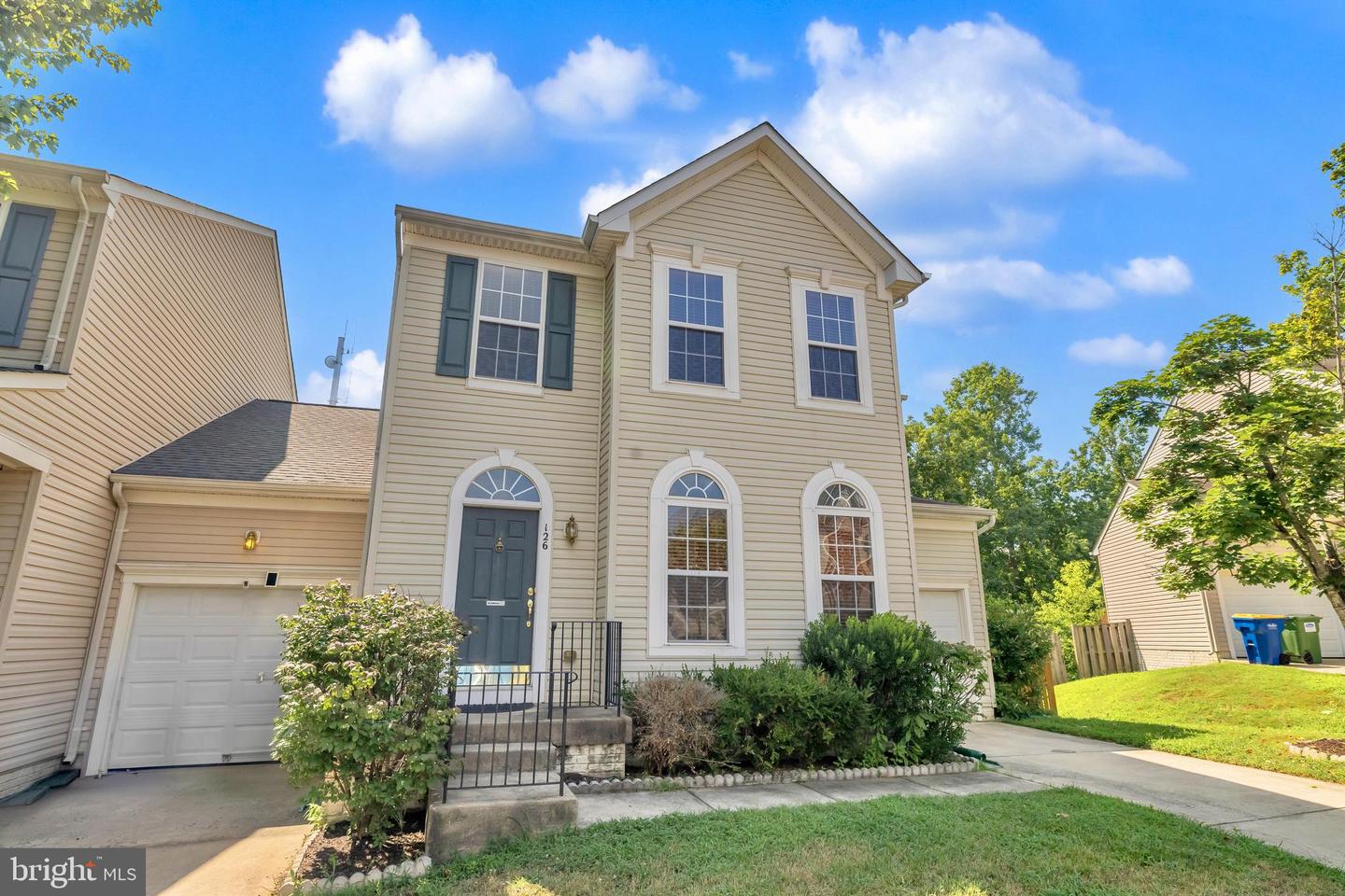 126 EXECUTIVE CIR, STAFFORD, Virginia 22554, 4 Bedrooms Bedrooms, ,3 BathroomsBathrooms,Residential,For sale,126 EXECUTIVE CIR,VAST2041330 MLS # VAST2041330