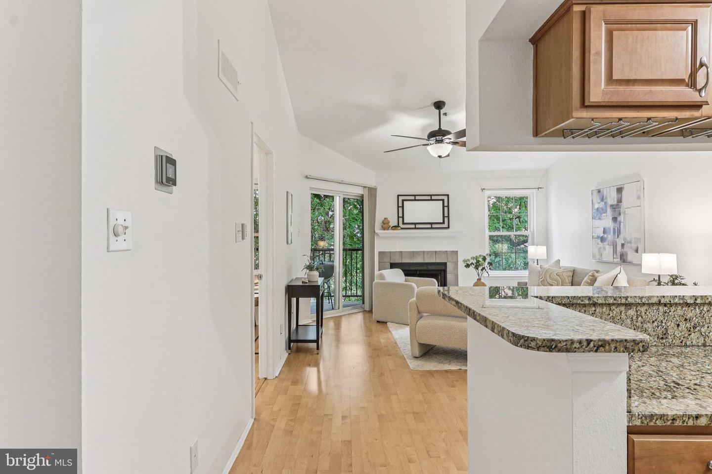 3307 WYNDHAM CIR #4159, ALEXANDRIA, Virginia 22302, 1 Bedroom Bedrooms, ,1 BathroomBathrooms,Residential,For sale,3307 WYNDHAM CIR #4159,VAAX2048082 MLS # VAAX2048082