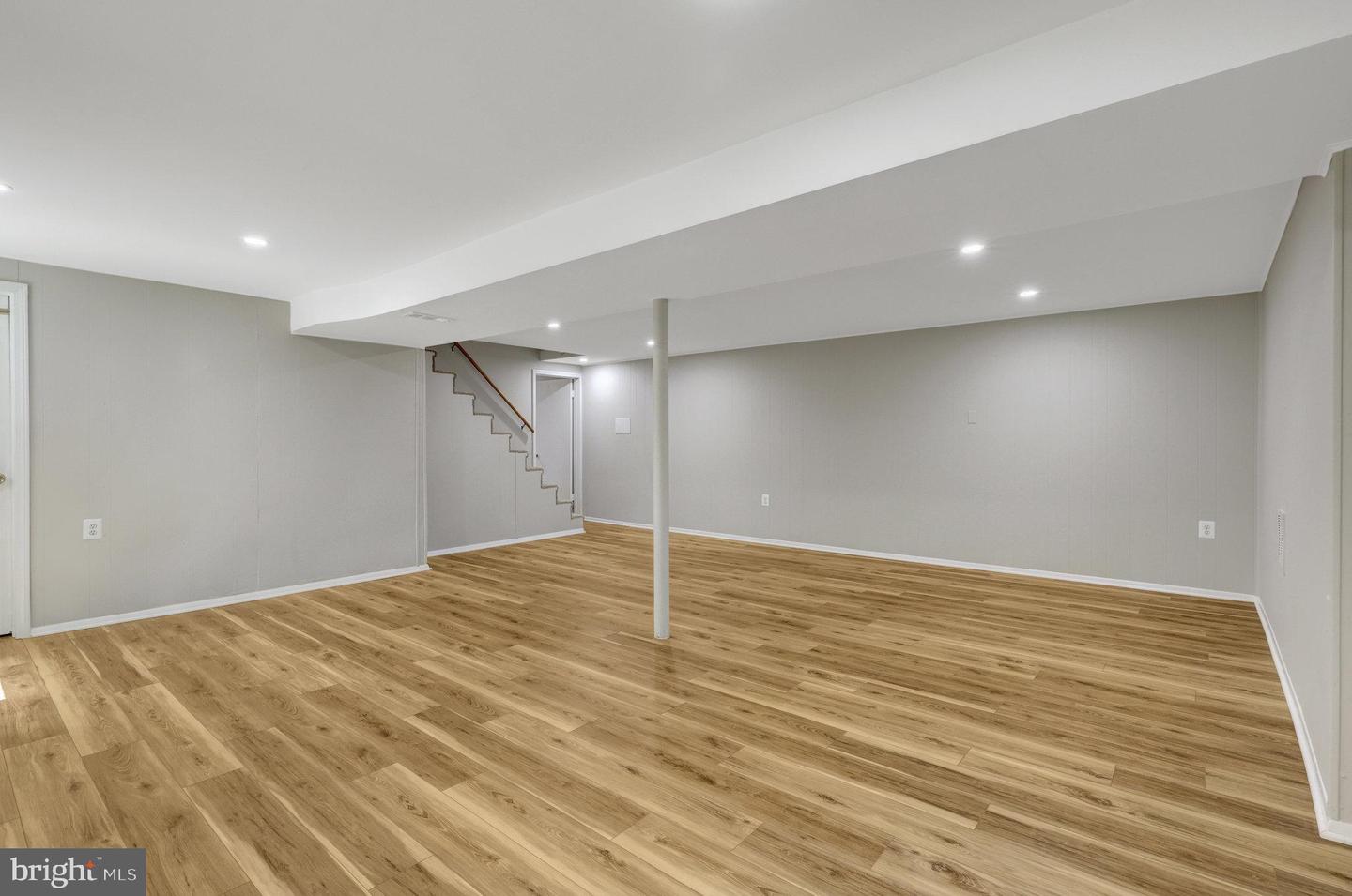 5122 POMMEROY DR, FAIRFAX, Virginia 22032, 5 Bedrooms Bedrooms, ,2 BathroomsBathrooms,Residential,For sale,5122 POMMEROY DR,VAFX2258712 MLS # VAFX2258712