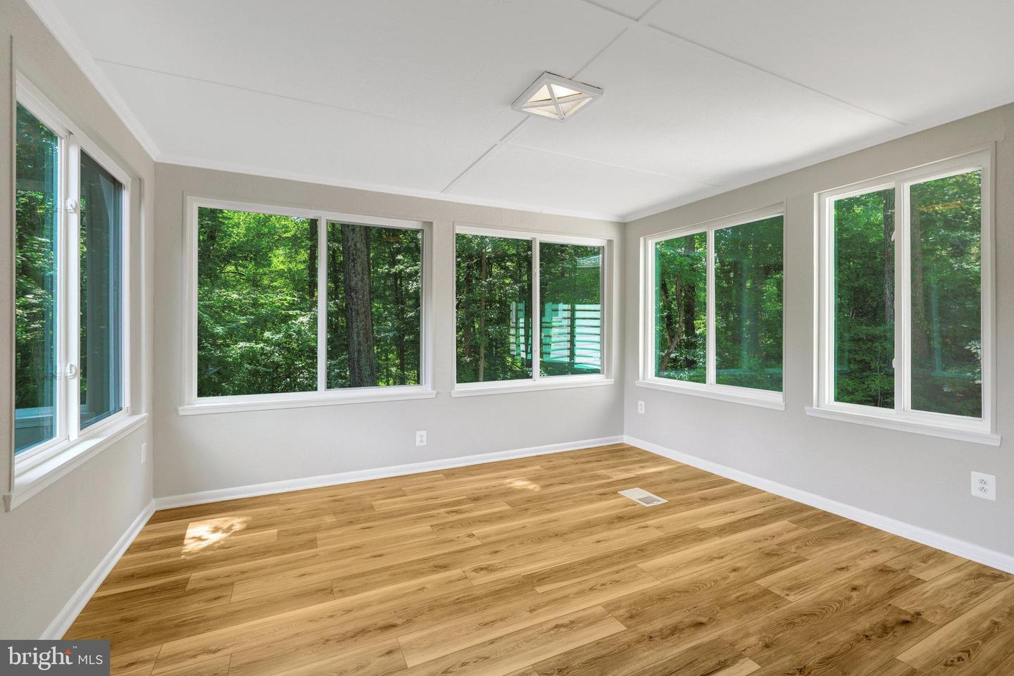 5122 POMMEROY DR, FAIRFAX, Virginia 22032, 5 Bedrooms Bedrooms, ,2 BathroomsBathrooms,Residential,For sale,5122 POMMEROY DR,VAFX2258712 MLS # VAFX2258712