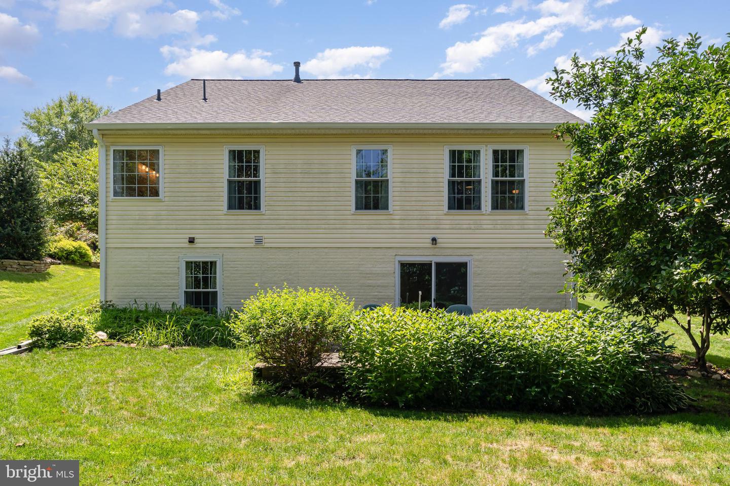 524 COLONY CT, WARRENTON, Virginia 20186, 4 Bedrooms Bedrooms, 17 Rooms Rooms,3 BathroomsBathrooms,Residential,For sale,524 COLONY CT,VAFQ2017700 MLS # VAFQ2017700