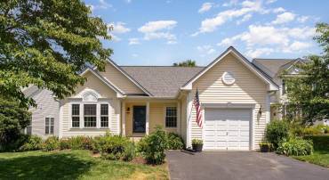 524 COLONY CT, WARRENTON, Virginia 20186, 4 Bedrooms Bedrooms, 17 Rooms Rooms,3 BathroomsBathrooms,Residential,For sale,524 COLONY CT,VAFQ2017700 MLS # VAFQ2017700