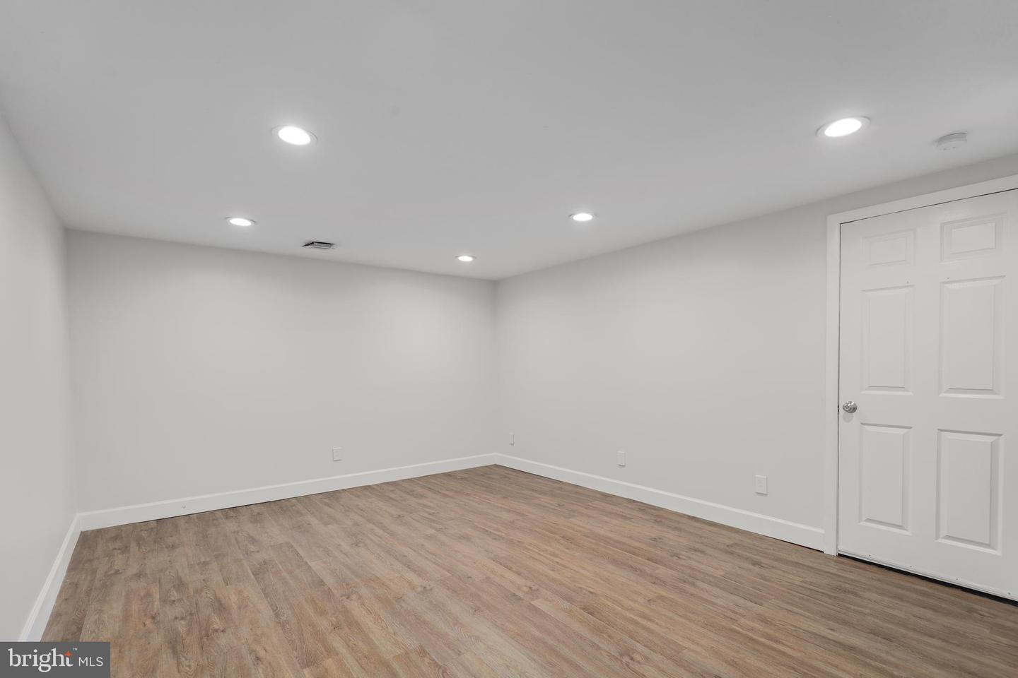 3301 BATTERSEA LN, ALEXANDRIA, Virginia 22309, 4 Bedrooms Bedrooms, ,2 BathroomsBathrooms,Residential,For sale,3301 BATTERSEA LN,VAFX2258744 MLS # VAFX2258744
