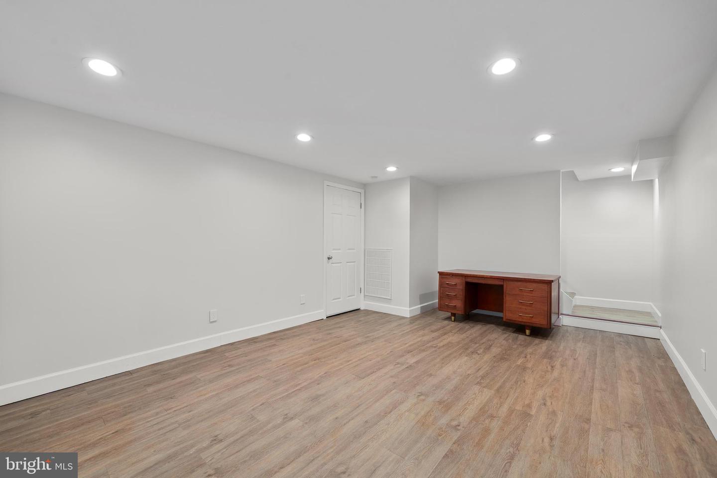 3301 BATTERSEA LN, ALEXANDRIA, Virginia 22309, 4 Bedrooms Bedrooms, ,2 BathroomsBathrooms,Residential,For sale,3301 BATTERSEA LN,VAFX2258744 MLS # VAFX2258744