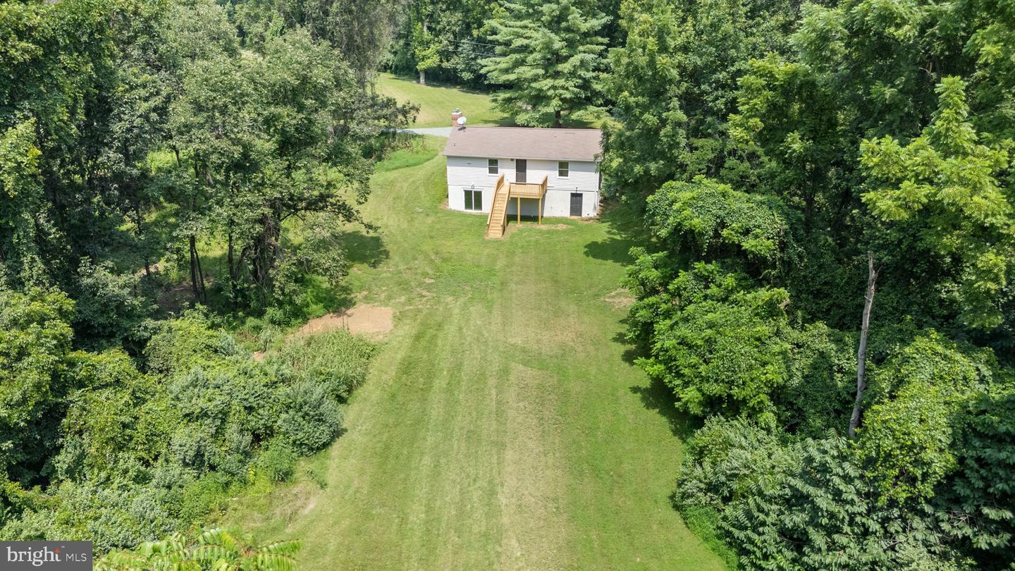 21087 GOLDFINCH LN, LEESBURG, Virginia 20175, 3 Bedrooms Bedrooms, ,1 BathroomBathrooms,Residential,For sale,21087 GOLDFINCH LN,VALO2103630 MLS # VALO2103630
