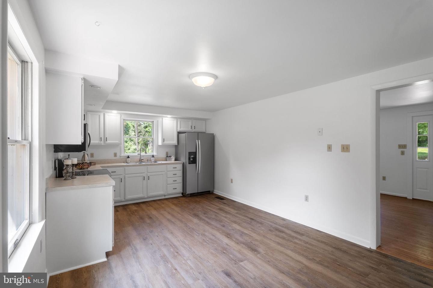 21087 GOLDFINCH LN, LEESBURG, Virginia 20175, 3 Bedrooms Bedrooms, ,1 BathroomBathrooms,Residential,For sale,21087 GOLDFINCH LN,VALO2103630 MLS # VALO2103630