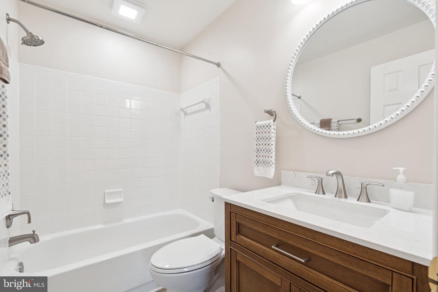 14308 SILO VALLEY VW, CENTREVILLE, Virginia 20121, 2 Bedrooms Bedrooms, ,2 BathroomsBathrooms,Residential,For sale,14308 SILO VALLEY VW,VAFX2258762 MLS # VAFX2258762