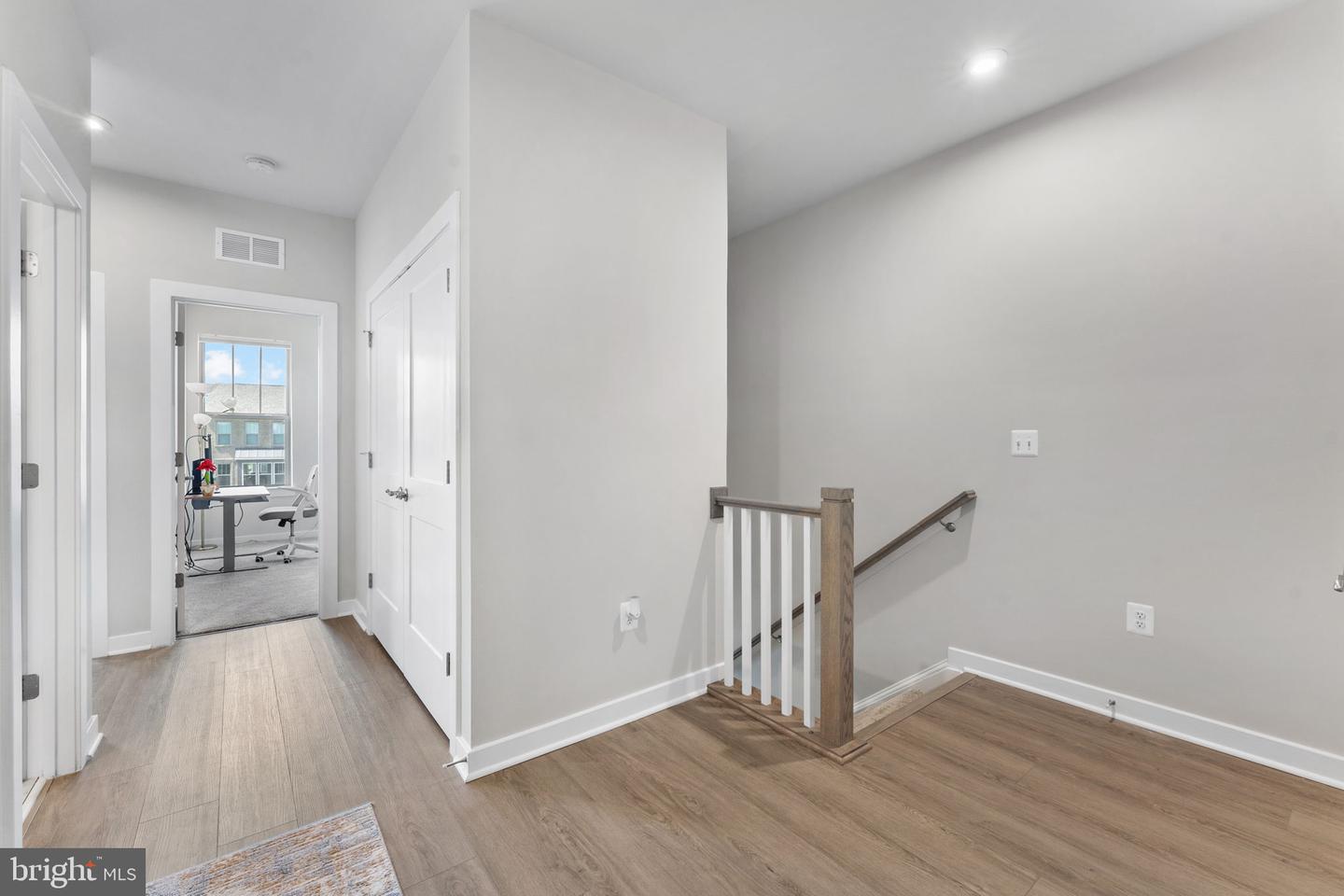501 TASSITA LN #B, MANASSAS, Virginia 20111, 3 Bedrooms Bedrooms, ,2 BathroomsBathrooms,Residential,For sale,501 TASSITA LN #B,VAPW2100496 MLS # VAPW2100496