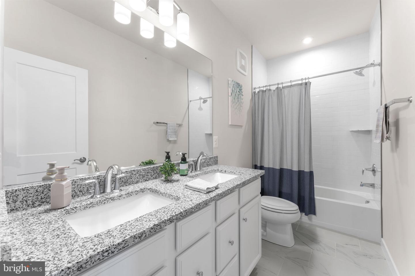 501 TASSITA LN #B, MANASSAS, Virginia 20111, 3 Bedrooms Bedrooms, ,2 BathroomsBathrooms,Residential,For sale,501 TASSITA LN #B,VAPW2100496 MLS # VAPW2100496