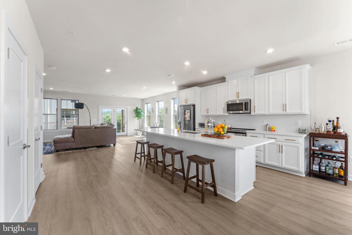 501 TASSITA LN #B, MANASSAS, Virginia 20111, 3 Bedrooms Bedrooms, ,2 BathroomsBathrooms,Residential,For sale,501 TASSITA LN #B,VAPW2100496 MLS # VAPW2100496