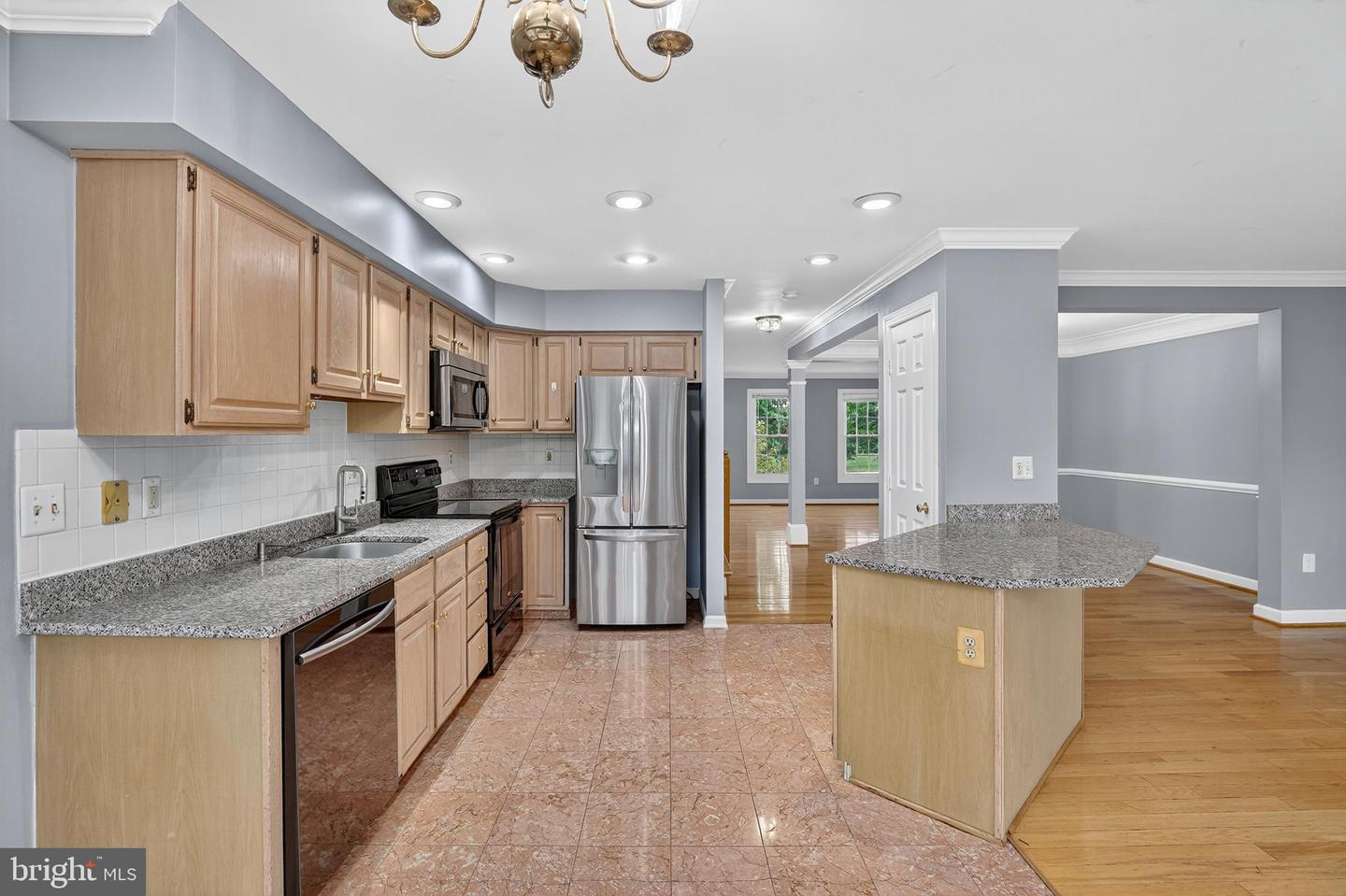 6319 POWDER FLASK CT, CENTREVILLE, Virginia 20121, 3 Bedrooms Bedrooms, ,2 BathroomsBathrooms,Residential,For sale,6319 POWDER FLASK CT,VAFX2258860 MLS # VAFX2258860