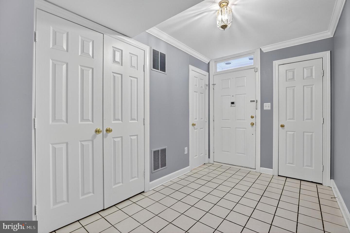 6319 POWDER FLASK CT, CENTREVILLE, Virginia 20121, 3 Bedrooms Bedrooms, ,2 BathroomsBathrooms,Residential,For sale,6319 POWDER FLASK CT,VAFX2258860 MLS # VAFX2258860