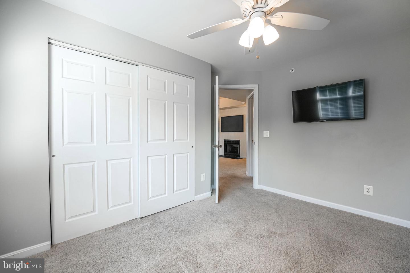 14170 CUDDY LOOP #304, WOODBRIDGE, Virginia 22193, 2 Bedrooms Bedrooms, ,2 BathroomsBathrooms,Residential,For sale,14170 CUDDY LOOP #304,VAPW2100522 MLS # VAPW2100522