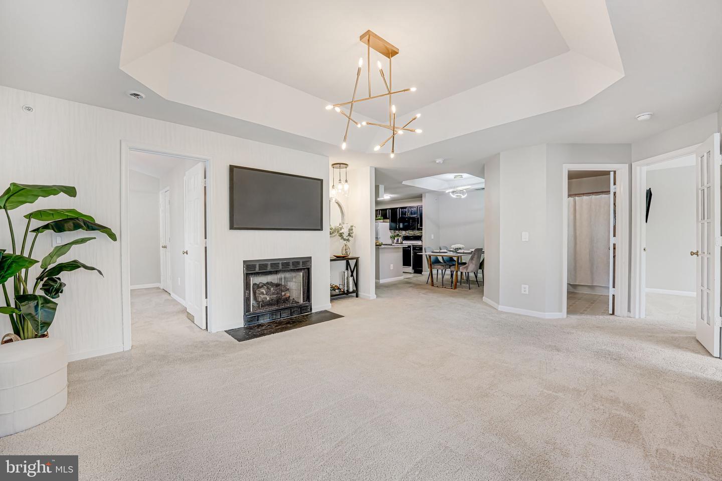 14170 CUDDY LOOP #304, WOODBRIDGE, Virginia 22193, 2 Bedrooms Bedrooms, ,2 BathroomsBathrooms,Residential,For sale,14170 CUDDY LOOP #304,VAPW2100522 MLS # VAPW2100522