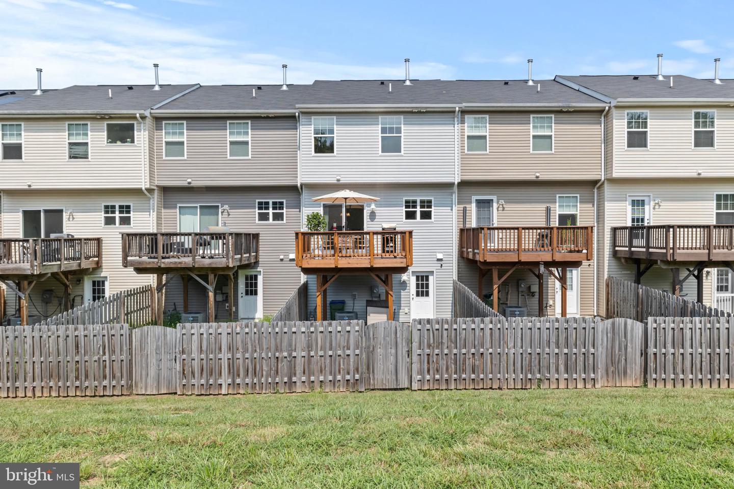 2433 DRAKE LN, FREDERICKSBURG, Virginia 22408, 4 Bedrooms Bedrooms, ,2 BathroomsBathrooms,Residential,For sale,2433 DRAKE LN,VASP2035142 MLS # VASP2035142
