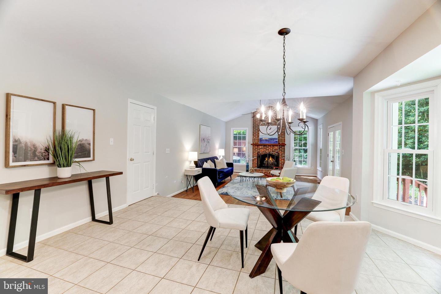 12732 CLAWSON LN, MANASSAS, Virginia 20112, 4 Bedrooms Bedrooms, ,2 BathroomsBathrooms,Residential,For sale,12732 CLAWSON LN,VAPW2100542 MLS # VAPW2100542