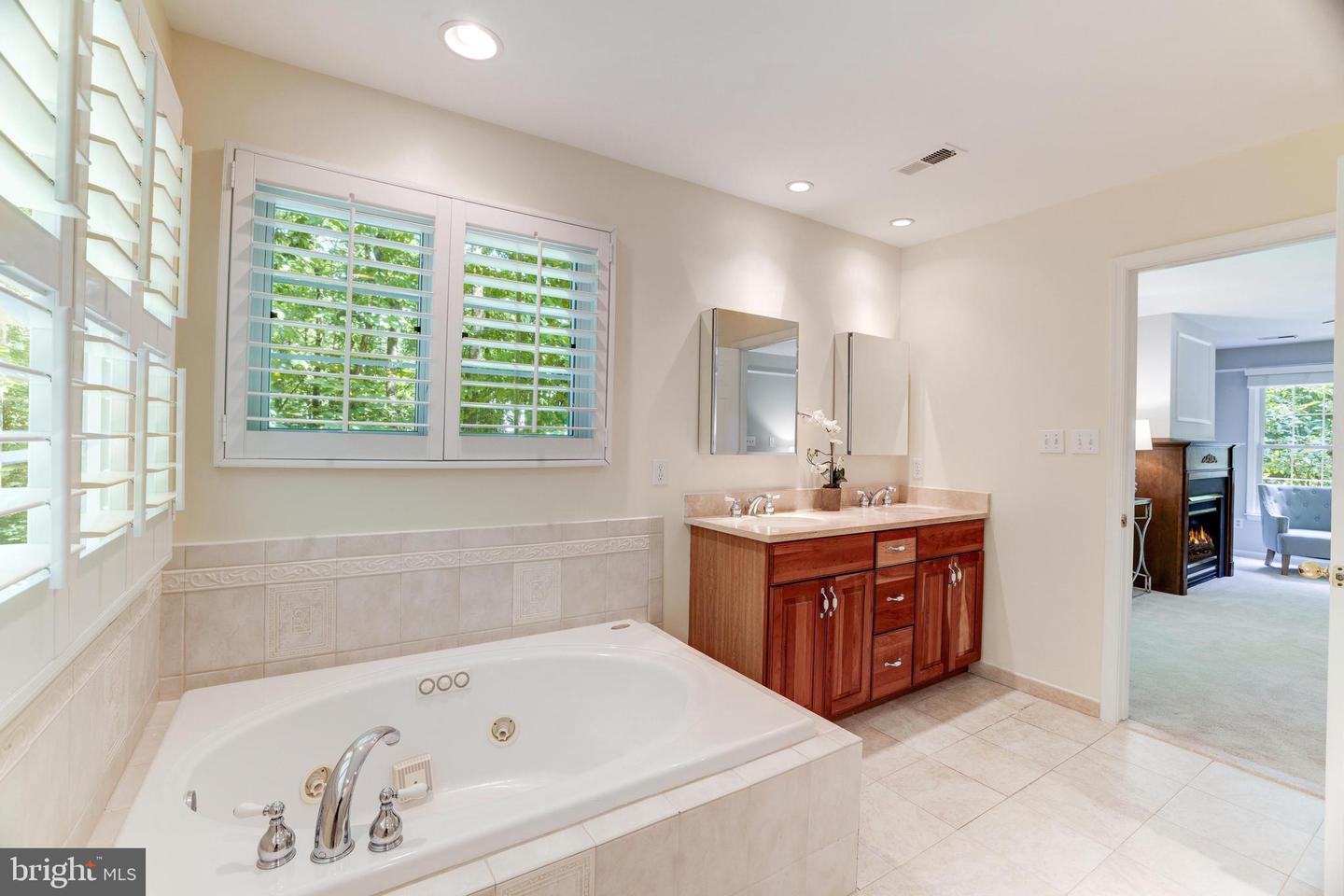 12732 CLAWSON LN, MANASSAS, Virginia 20112, 4 Bedrooms Bedrooms, ,2 BathroomsBathrooms,Residential,For sale,12732 CLAWSON LN,VAPW2100542 MLS # VAPW2100542