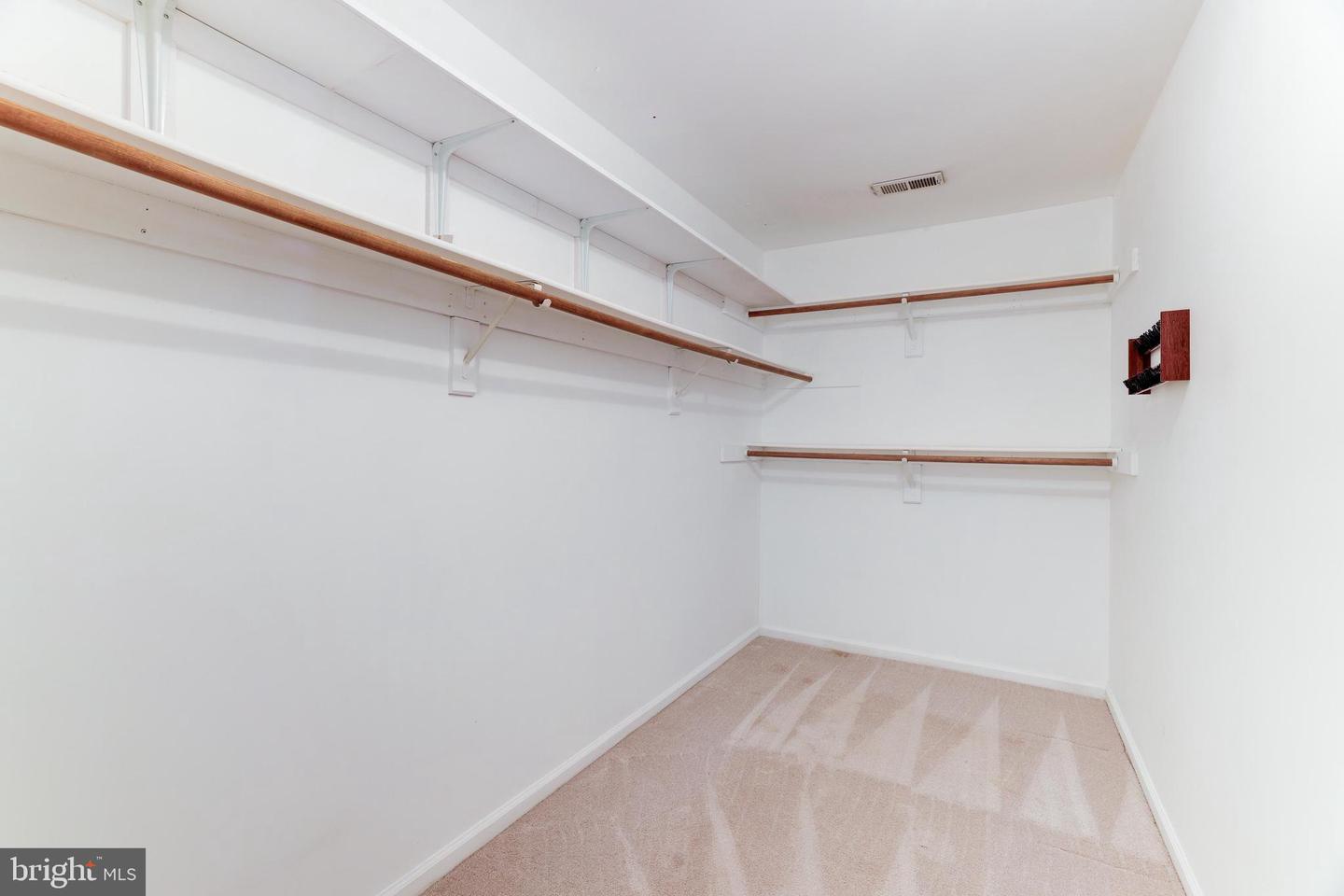 12732 CLAWSON LN, MANASSAS, Virginia 20112, 4 Bedrooms Bedrooms, ,2 BathroomsBathrooms,Residential,For sale,12732 CLAWSON LN,VAPW2100542 MLS # VAPW2100542