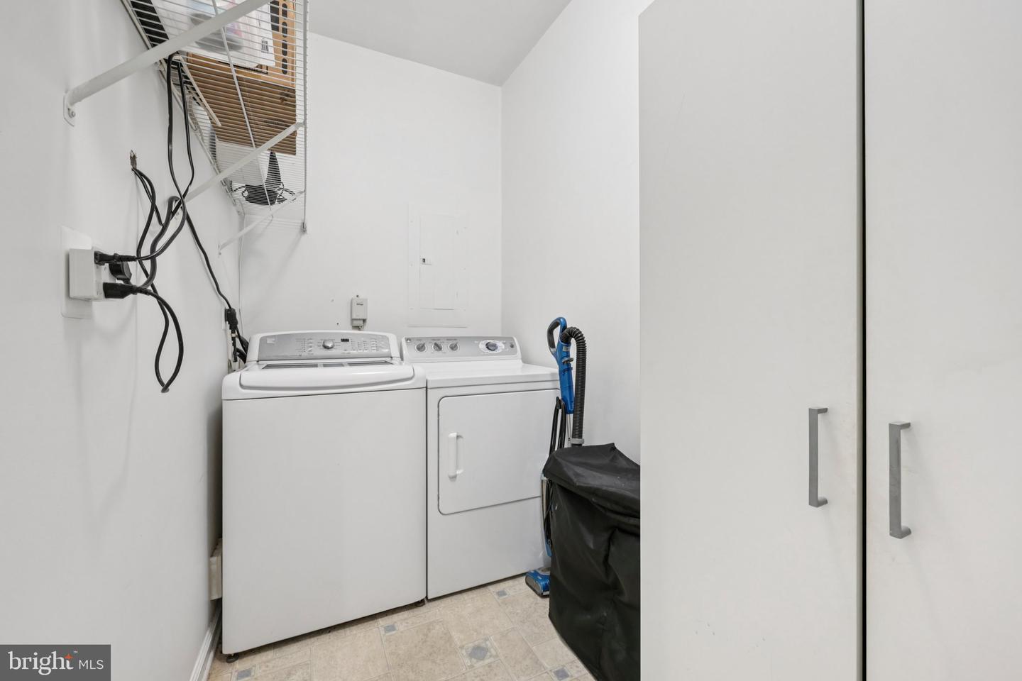 12582 BIRKDALE WAY, FAIRFAX, Virginia 22030, 3 Bedrooms Bedrooms, ,3 BathroomsBathrooms,Residential,For sale,12582 BIRKDALE WAY,VAFX2258978 MLS # VAFX2258978