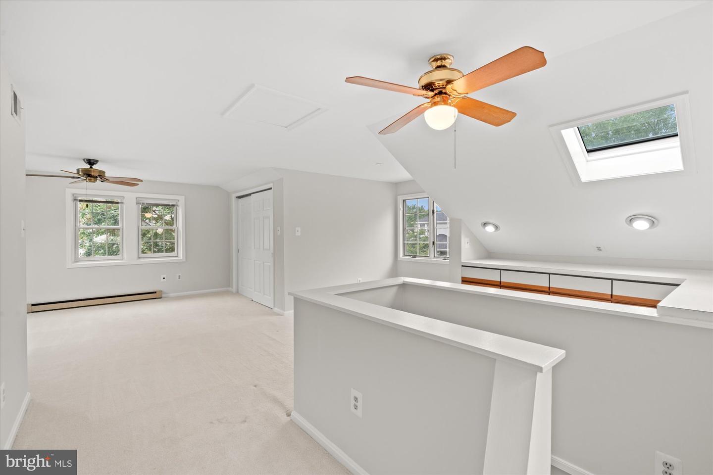 15 W MASONIC VIEW AVE, ALEXANDRIA, Virginia 22301, 3 Bedrooms Bedrooms, ,2 BathroomsBathrooms,Residential,For sale,15 W MASONIC VIEW AVE,VAAX2048152 MLS # VAAX2048152
