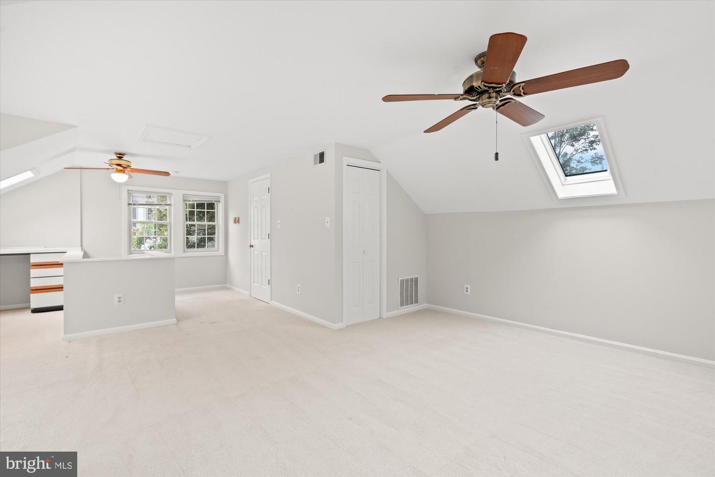 15 W MASONIC VIEW AVE, ALEXANDRIA, Virginia 22301, 3 Bedrooms Bedrooms, ,2 BathroomsBathrooms,Residential,For sale,15 W MASONIC VIEW AVE,VAAX2048152 MLS # VAAX2048152