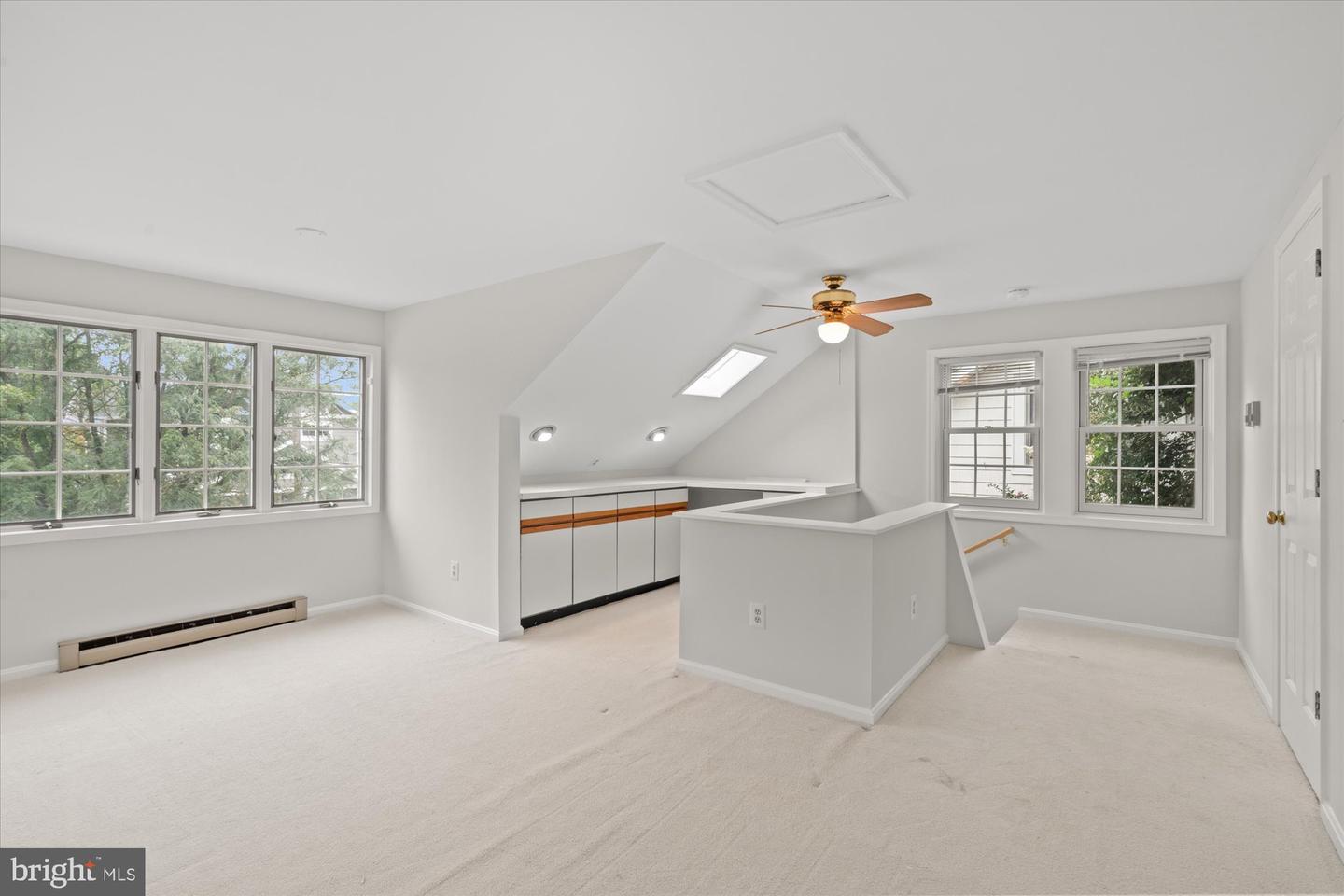 15 W MASONIC VIEW AVE, ALEXANDRIA, Virginia 22301, 3 Bedrooms Bedrooms, ,2 BathroomsBathrooms,Residential,For sale,15 W MASONIC VIEW AVE,VAAX2048152 MLS # VAAX2048152