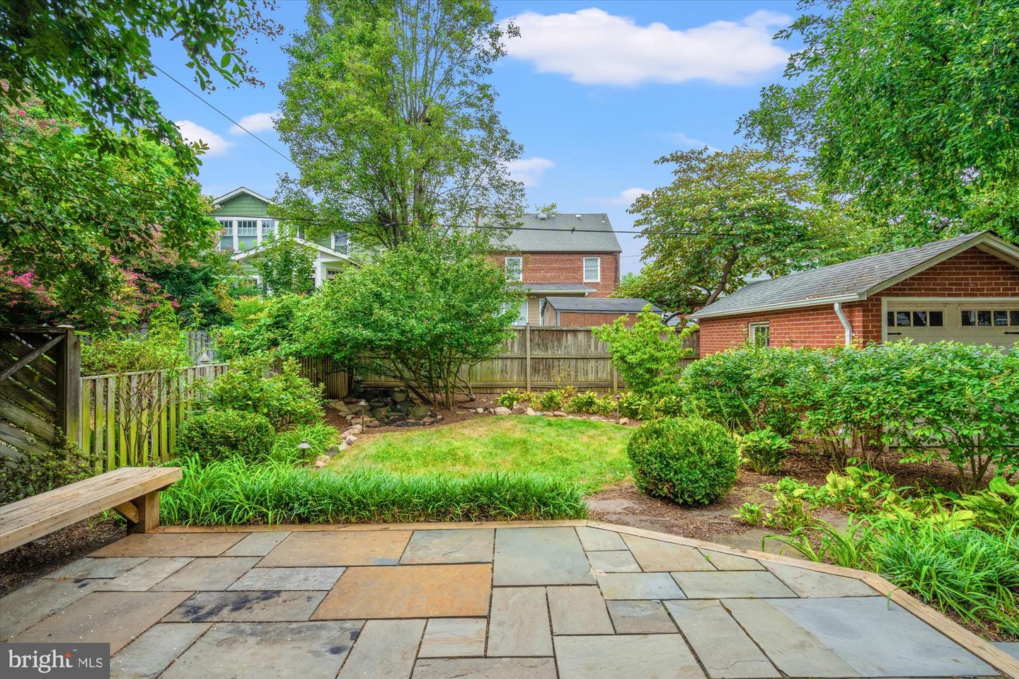 15 W MASONIC VIEW AVE, ALEXANDRIA, Virginia 22301, 3 Bedrooms Bedrooms, ,2 BathroomsBathrooms,Residential,For sale,15 W MASONIC VIEW AVE,VAAX2048152 MLS # VAAX2048152