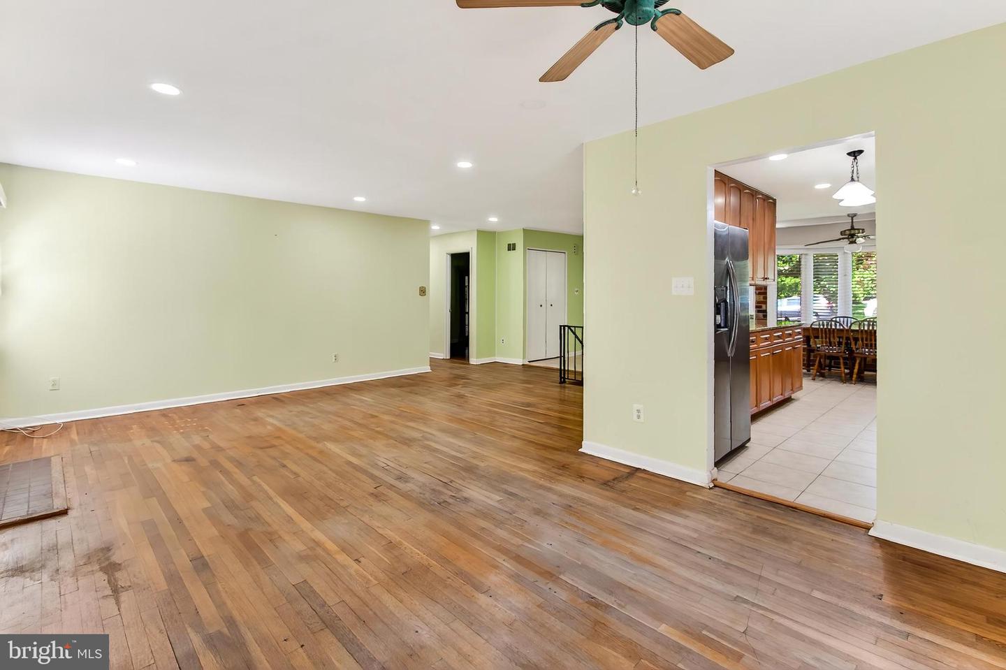 4309 SELKIRK DR, FAIRFAX, Virginia 22032, 4 Bedrooms Bedrooms, 15 Rooms Rooms,3 BathroomsBathrooms,Residential,For sale,4309 SELKIRK DR,VAFX2259046 MLS # VAFX2259046