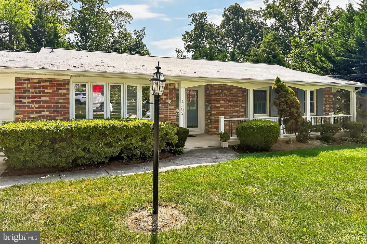 4309 SELKIRK DR, FAIRFAX, Virginia 22032, 4 Bedrooms Bedrooms, 15 Rooms Rooms,3 BathroomsBathrooms,Residential,For sale,4309 SELKIRK DR,VAFX2259046 MLS # VAFX2259046