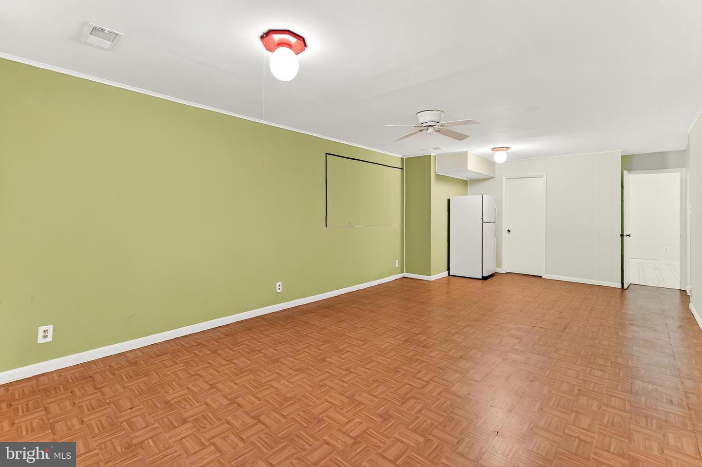 4309 SELKIRK DR, FAIRFAX, Virginia 22032, 4 Bedrooms Bedrooms, 15 Rooms Rooms,3 BathroomsBathrooms,Residential,For sale,4309 SELKIRK DR,VAFX2259046 MLS # VAFX2259046