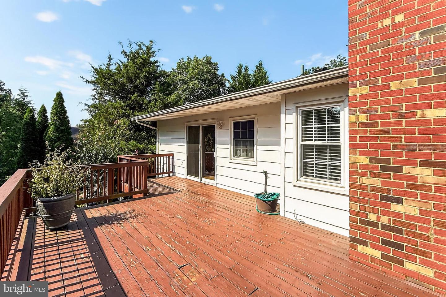 4309 SELKIRK DR, FAIRFAX, Virginia 22032, 4 Bedrooms Bedrooms, 15 Rooms Rooms,3 BathroomsBathrooms,Residential,For sale,4309 SELKIRK DR,VAFX2259046 MLS # VAFX2259046