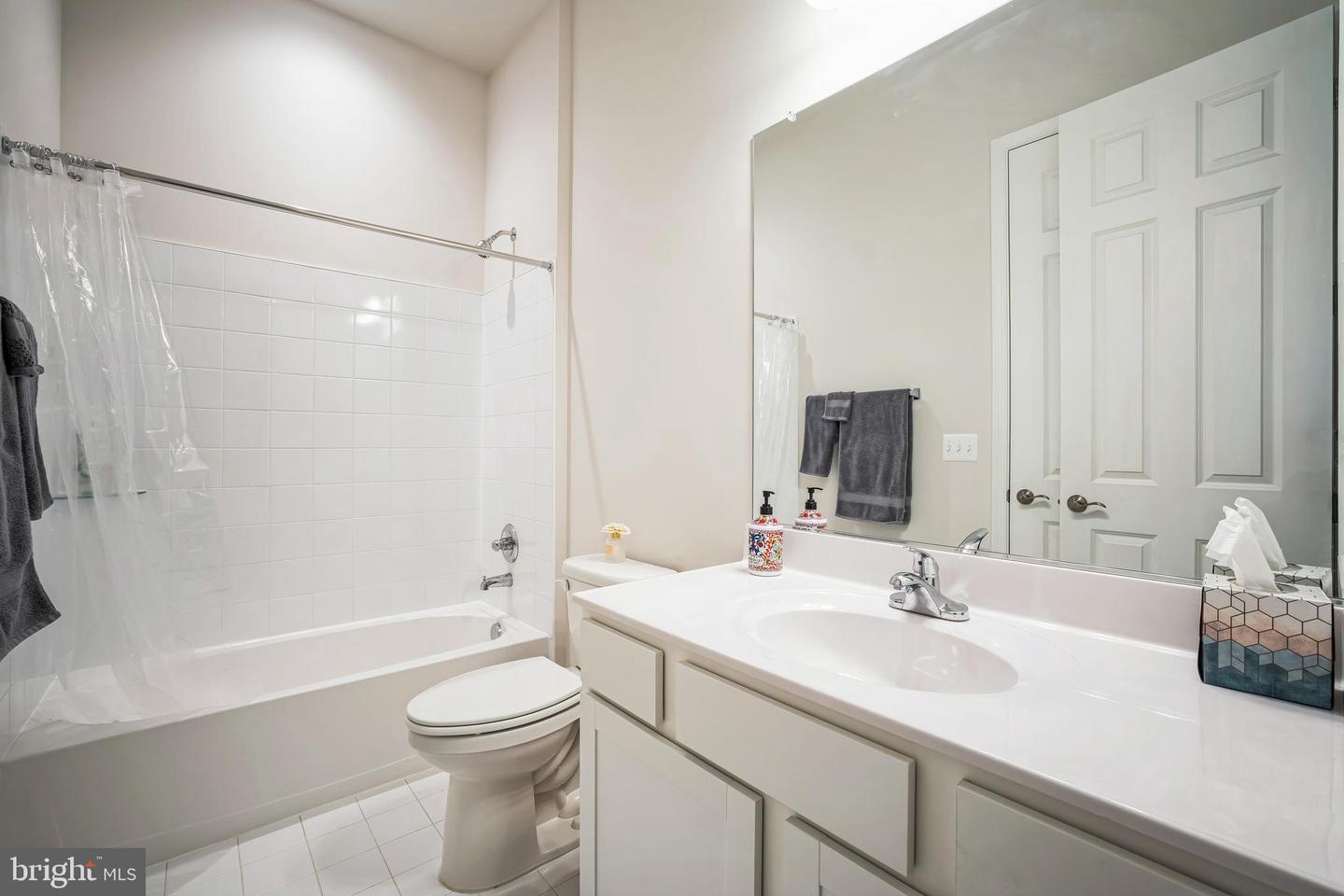 9348 CRESTVIEW RIDGE DR, BRISTOW, Virginia 20136, 2 Bedrooms Bedrooms, ,2 BathroomsBathrooms,Residential,For sale,9348 CRESTVIEW RIDGE DR,VAPW2100632 MLS # VAPW2100632