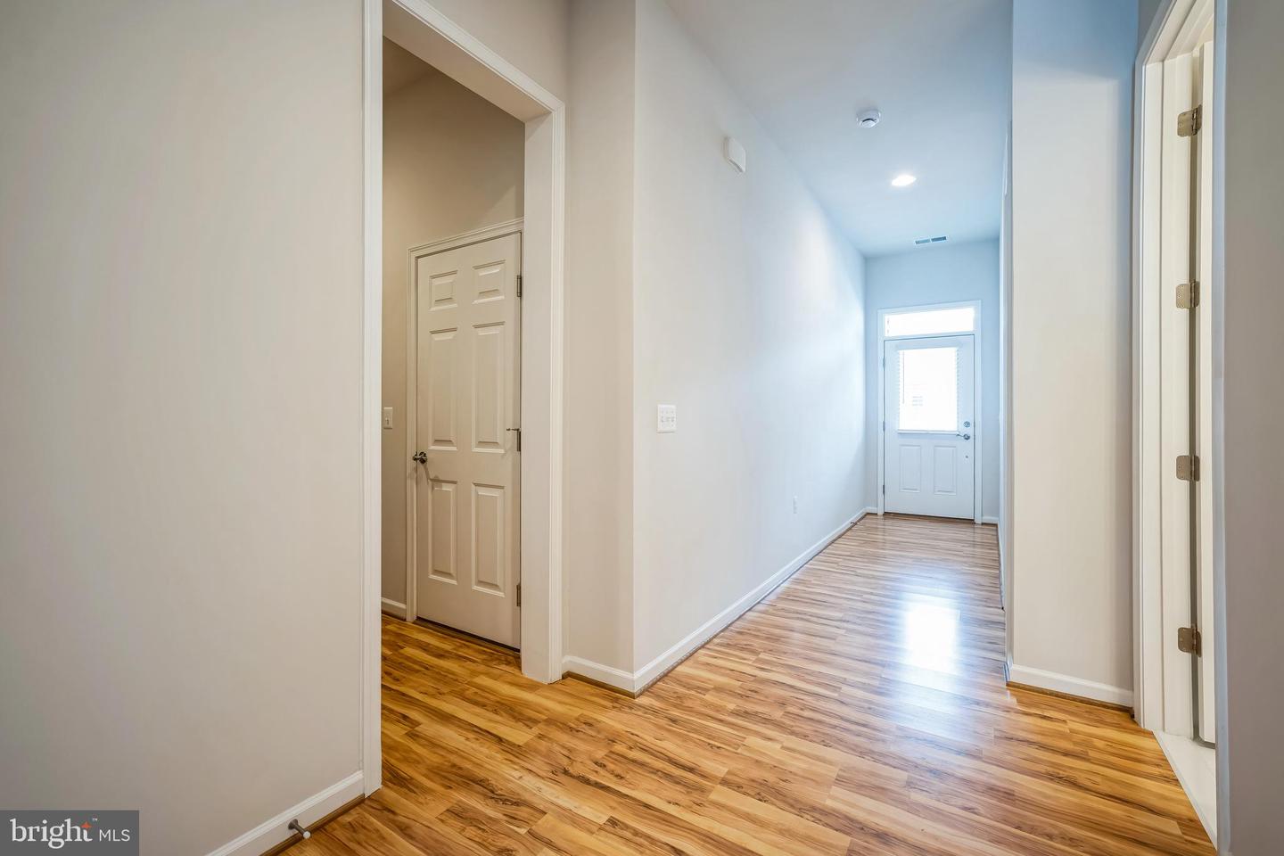 9348 CRESTVIEW RIDGE DR, BRISTOW, Virginia 20136, 2 Bedrooms Bedrooms, ,2 BathroomsBathrooms,Residential,For sale,9348 CRESTVIEW RIDGE DR,VAPW2100632 MLS # VAPW2100632