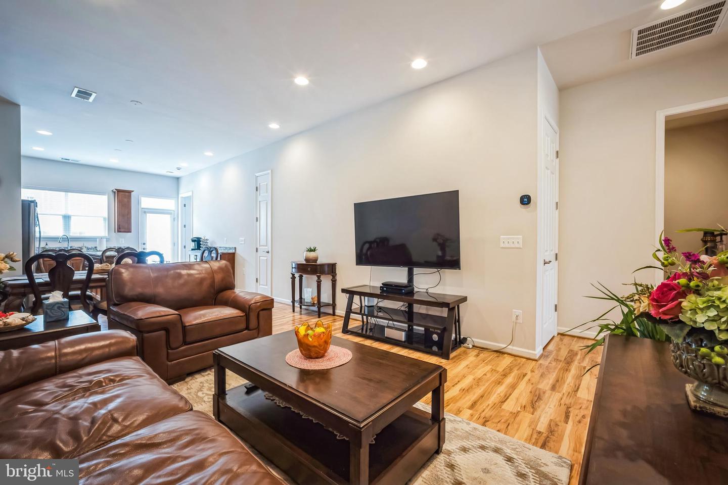 9348 CRESTVIEW RIDGE DR, BRISTOW, Virginia 20136, 2 Bedrooms Bedrooms, ,2 BathroomsBathrooms,Residential,For sale,9348 CRESTVIEW RIDGE DR,VAPW2100632 MLS # VAPW2100632
