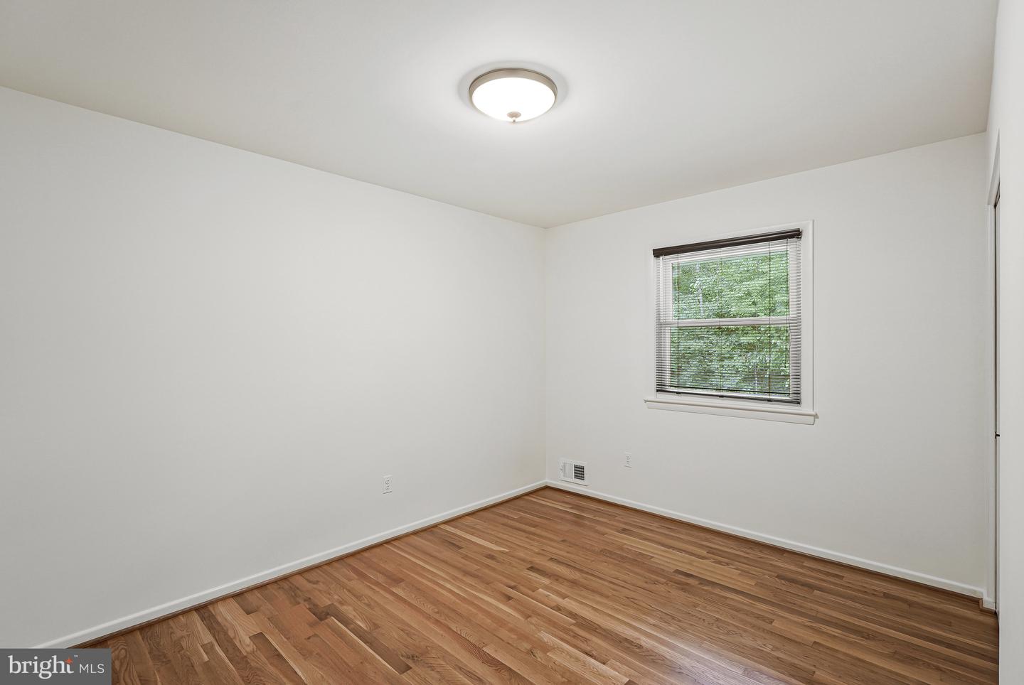 3718 WARWICK CIR, FAIRFAX, Virginia 22030, 6 Bedrooms Bedrooms, ,3 BathroomsBathrooms,Residential,For sale,3718 WARWICK CIR,VAFC2006722 MLS # VAFC2006722
