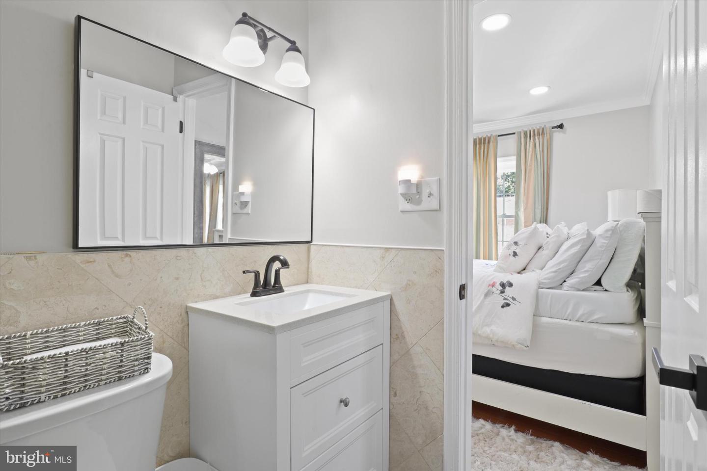6445 FRANCONIA CT, SPRINGFIELD, Virginia 22150, 3 Bedrooms Bedrooms, 7 Rooms Rooms,3 BathroomsBathrooms,Residential,For sale,6445 FRANCONIA CT,VAFX2259098 MLS # VAFX2259098