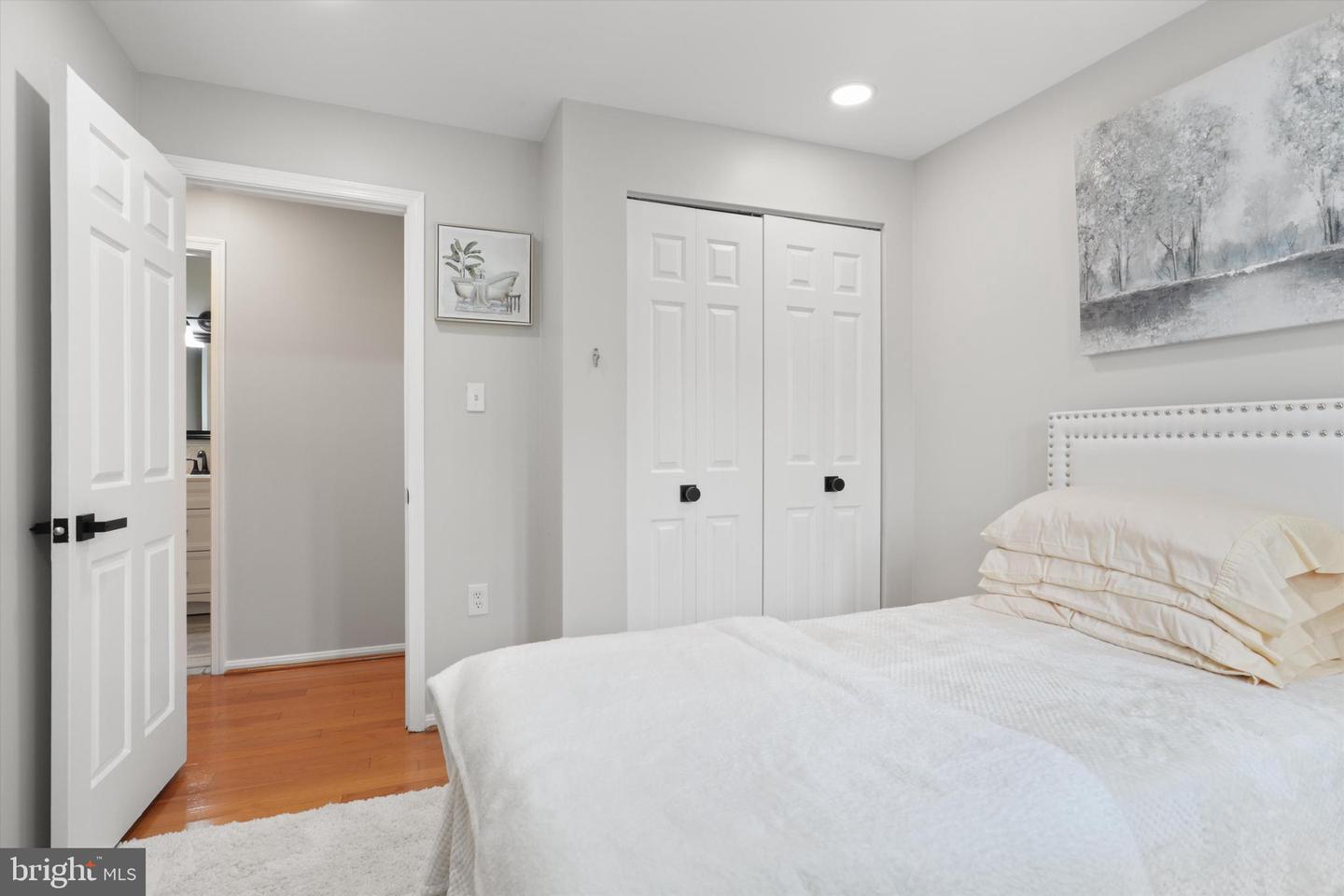 6445 FRANCONIA CT, SPRINGFIELD, Virginia 22150, 3 Bedrooms Bedrooms, 7 Rooms Rooms,3 BathroomsBathrooms,Residential,For sale,6445 FRANCONIA CT,VAFX2259098 MLS # VAFX2259098