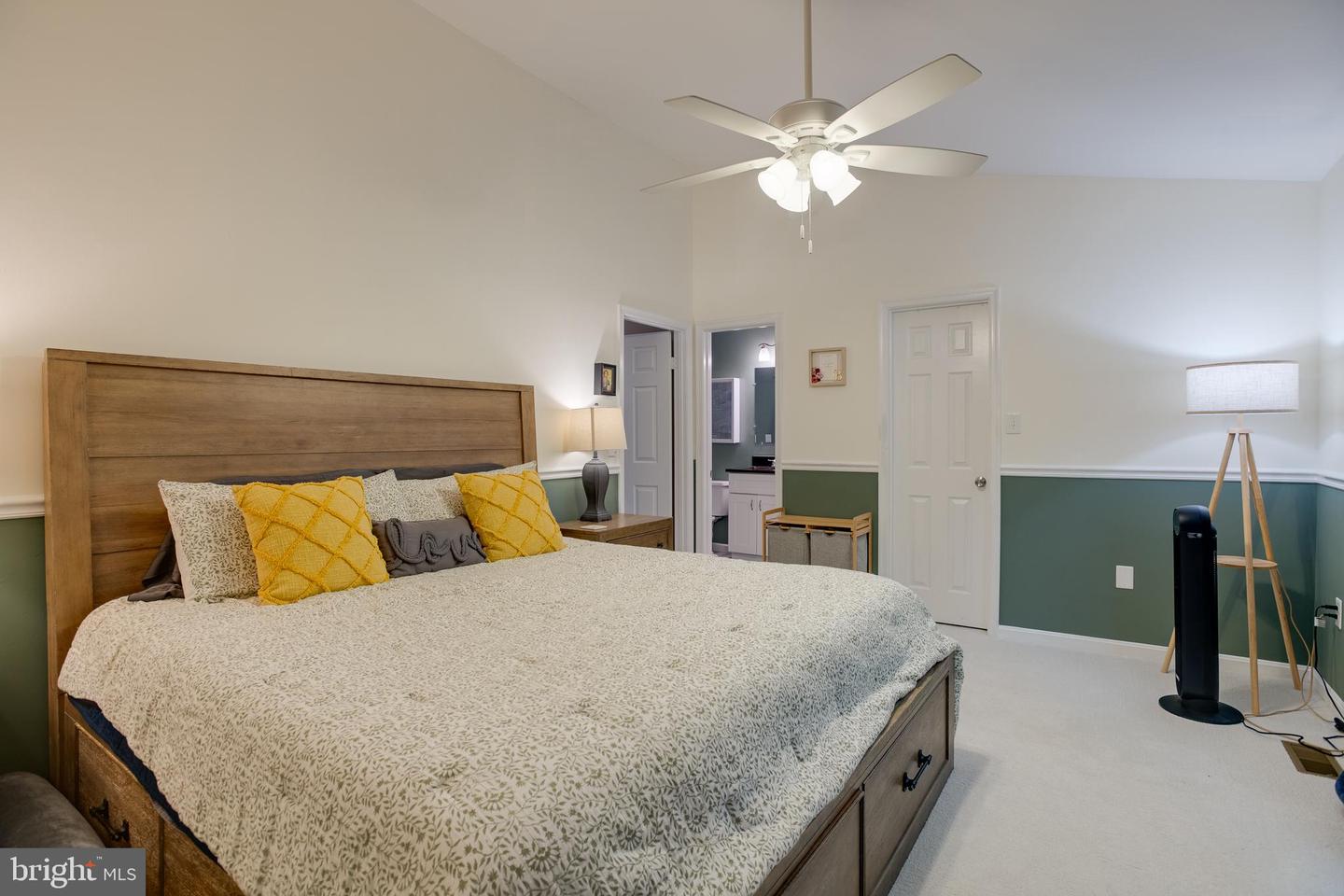 4234 JONATHAN CT, DUMFRIES, Virginia 22025, 4 Bedrooms Bedrooms, 7 Rooms Rooms,3 BathroomsBathrooms,Residential,For sale,4234 JONATHAN CT,VAPW2100660 MLS # VAPW2100660