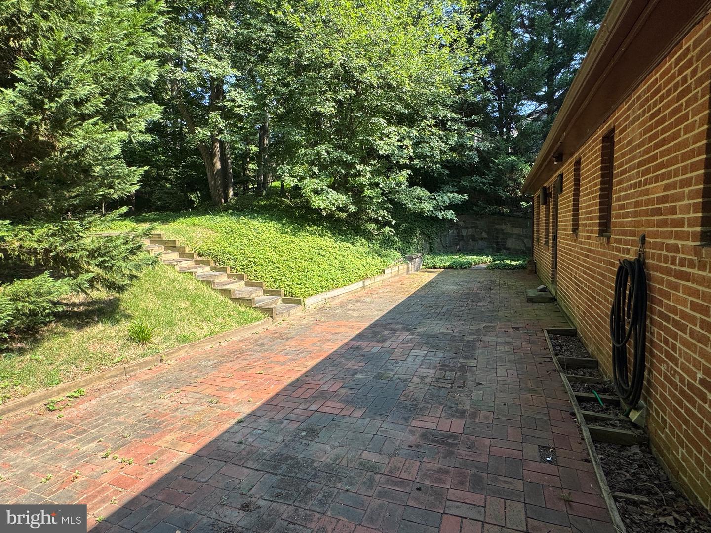 2431 N TAYLOR ST, ARLINGTON, Virginia 22207, 3 Bedrooms Bedrooms, ,3 BathroomsBathrooms,Residential,For sale,2431 N TAYLOR ST,VAAR2061794 MLS # VAAR2061794