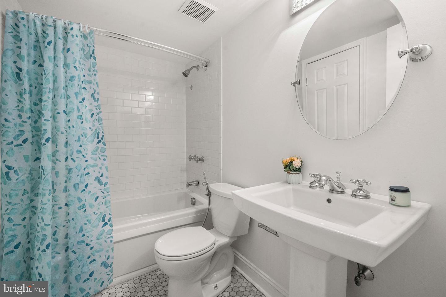 12527 CHASBARB TER, HERNDON, Virginia 20171, 5 Bedrooms Bedrooms, ,4 BathroomsBathrooms,Residential,For sale,12527 CHASBARB TER,VAFX2259204 MLS # VAFX2259204