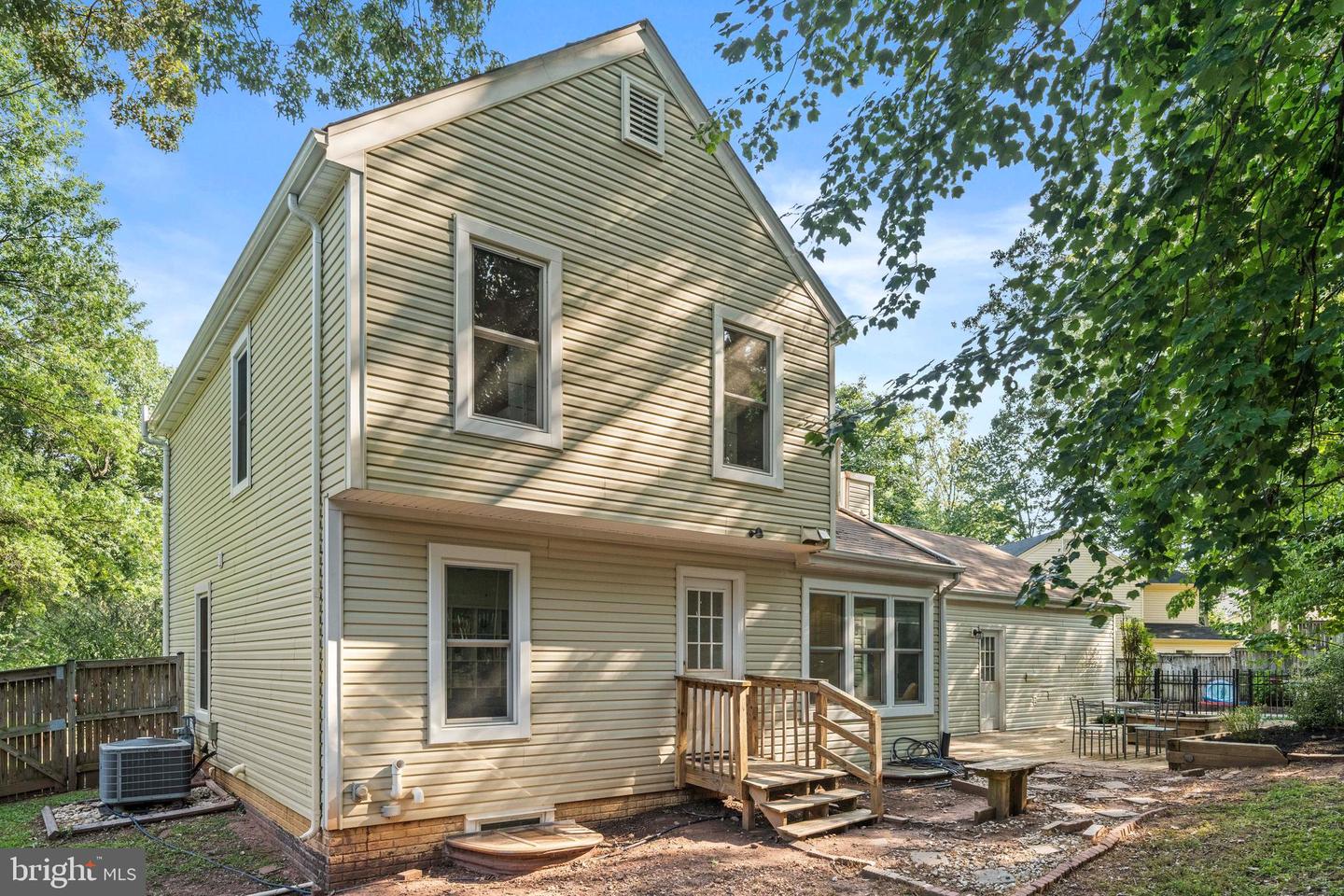 12527 CHASBARB TER, HERNDON, Virginia 20171, 5 Bedrooms Bedrooms, ,4 BathroomsBathrooms,Residential,For sale,12527 CHASBARB TER,VAFX2259204 MLS # VAFX2259204