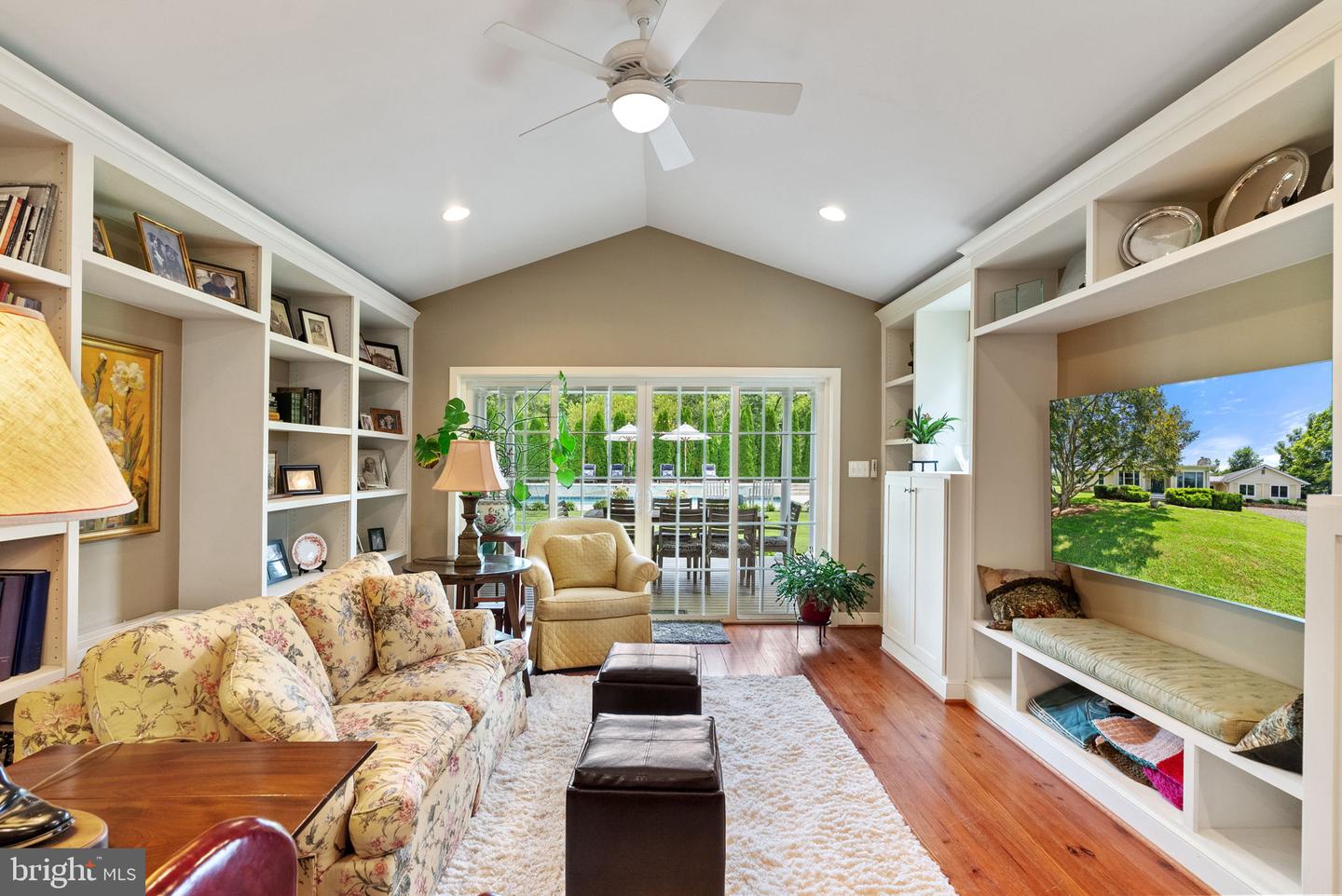 2749 CRENSHAW RD, MARSHALL, Virginia 20115, 4 Bedrooms Bedrooms, ,4 BathroomsBathrooms,Residential,For sale,2749 CRENSHAW RD,VAFQ2017782 MLS # VAFQ2017782