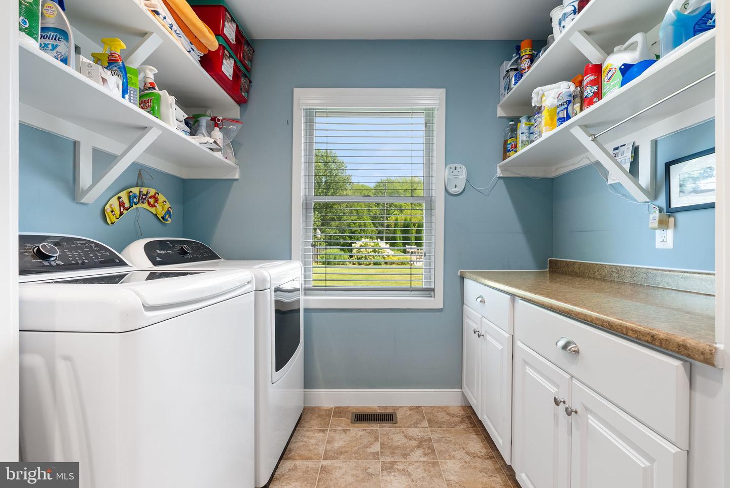 2749 CRENSHAW RD, MARSHALL, Virginia 20115, 4 Bedrooms Bedrooms, ,4 BathroomsBathrooms,Residential,For sale,2749 CRENSHAW RD,VAFQ2017782 MLS # VAFQ2017782