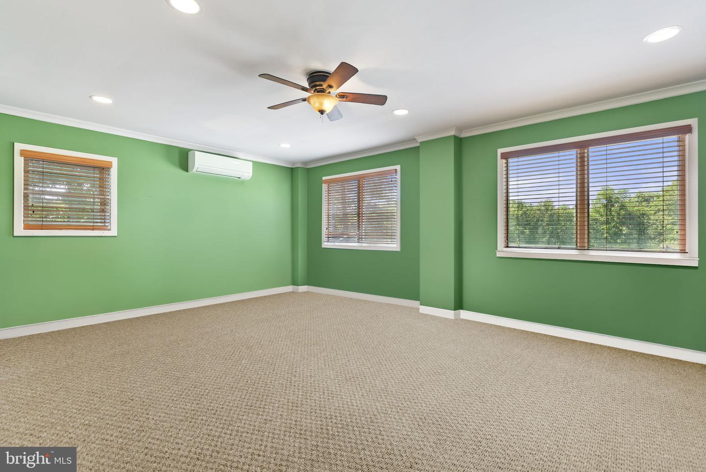 2749 CRENSHAW RD, MARSHALL, Virginia 20115, 4 Bedrooms Bedrooms, ,4 BathroomsBathrooms,Residential,For sale,2749 CRENSHAW RD,VAFQ2017782 MLS # VAFQ2017782
