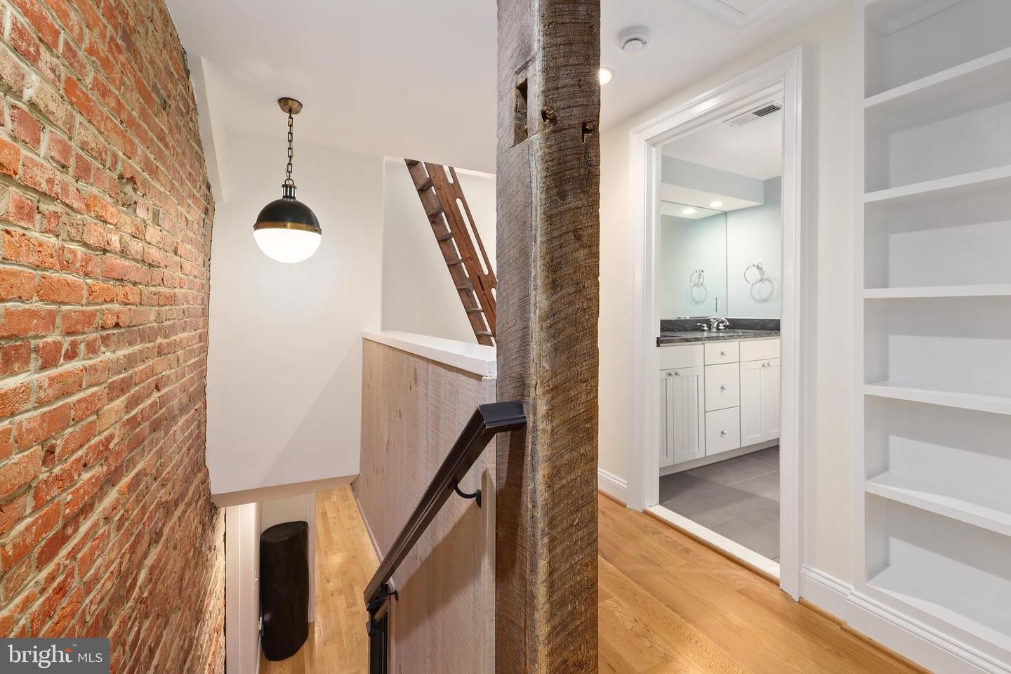 607 S SAINT ASAPH ST, ALEXANDRIA, Virginia 22314, 3 Bedrooms Bedrooms, ,2 BathroomsBathrooms,Residential,For sale,607 S SAINT ASAPH ST,VAAX2048202 MLS # VAAX2048202