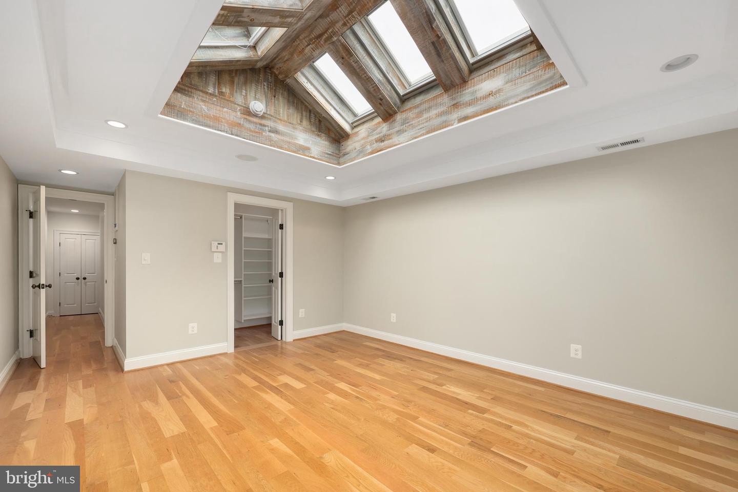 607 S SAINT ASAPH ST, ALEXANDRIA, Virginia 22314, 3 Bedrooms Bedrooms, ,2 BathroomsBathrooms,Residential,For sale,607 S SAINT ASAPH ST,VAAX2048202 MLS # VAAX2048202