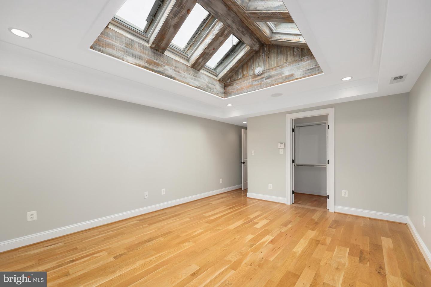 607 S SAINT ASAPH ST, ALEXANDRIA, Virginia 22314, 3 Bedrooms Bedrooms, ,2 BathroomsBathrooms,Residential,For sale,607 S SAINT ASAPH ST,VAAX2048202 MLS # VAAX2048202