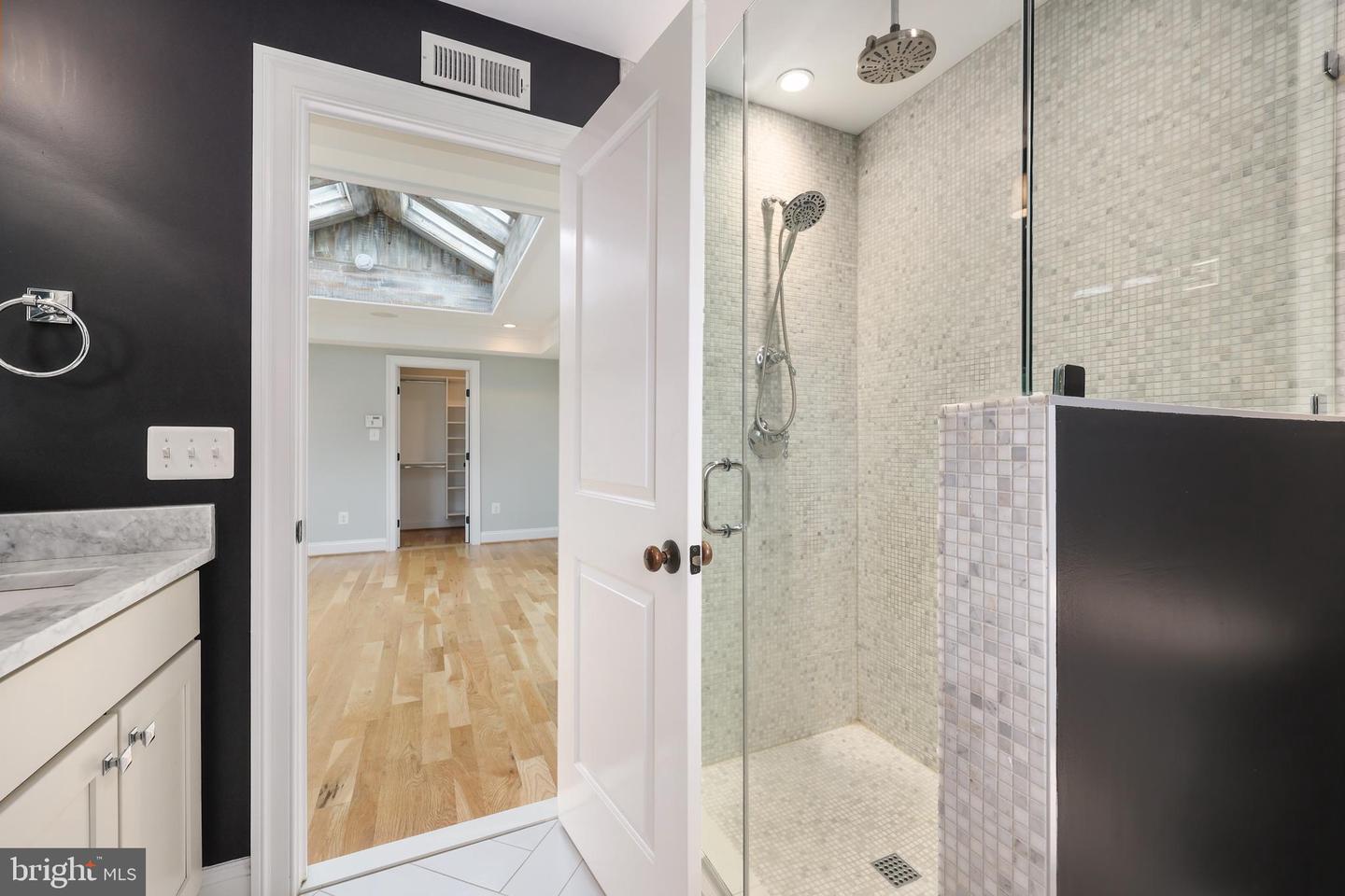 607 S SAINT ASAPH ST, ALEXANDRIA, Virginia 22314, 3 Bedrooms Bedrooms, ,2 BathroomsBathrooms,Residential,For sale,607 S SAINT ASAPH ST,VAAX2048202 MLS # VAAX2048202