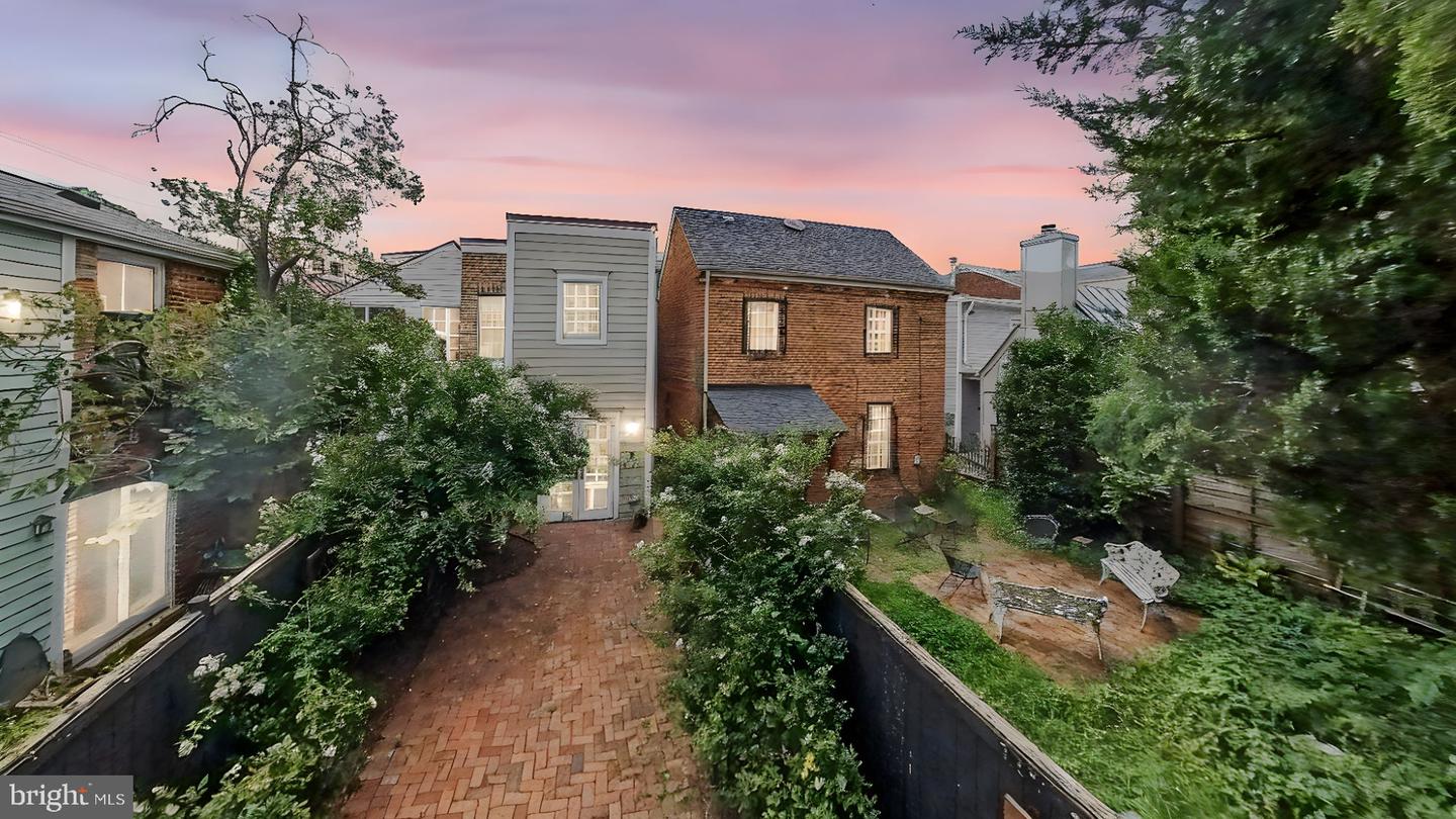 607 S SAINT ASAPH ST, ALEXANDRIA, Virginia 22314, 3 Bedrooms Bedrooms, ,2 BathroomsBathrooms,Residential,For sale,607 S SAINT ASAPH ST,VAAX2048202 MLS # VAAX2048202