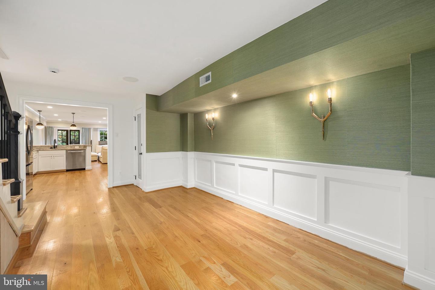 607 S SAINT ASAPH ST, ALEXANDRIA, Virginia 22314, 3 Bedrooms Bedrooms, ,2 BathroomsBathrooms,Residential,For sale,607 S SAINT ASAPH ST,VAAX2048202 MLS # VAAX2048202